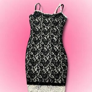 Black and white lace bodycon mini dress XS